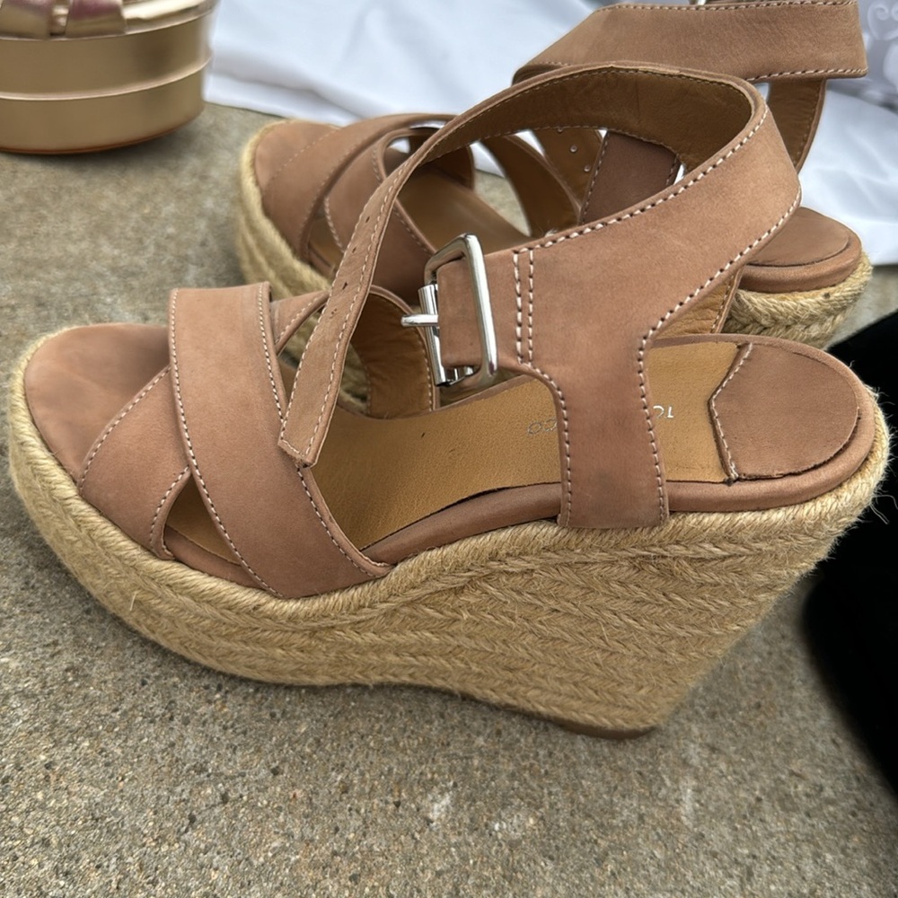 Tan Wedges - Picture 3 of 3